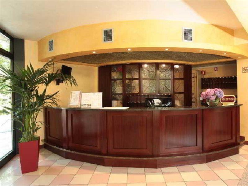 Venice Palace Hotel Mirano Esterno foto